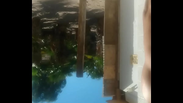 Muscle man big raski flexing