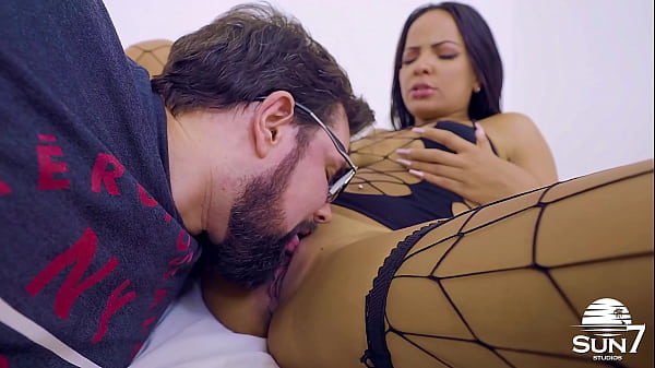 Sem mis&eacute;ria comendo a del&iacute;cia da luana aguiar comi ela gostoso s&oacute; faltou arrega&ccedil;ar o cu dela 