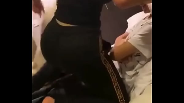 Nonton Amiga Safada thumbnail