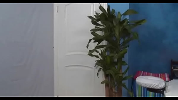 Nonton Stud Bangs Cute Cutie thumbnail