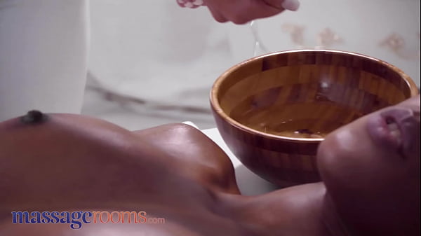 Play MP4 - Massage Rooms Big tits Jennifer Mendez interracial ebony lesbian scissoring
