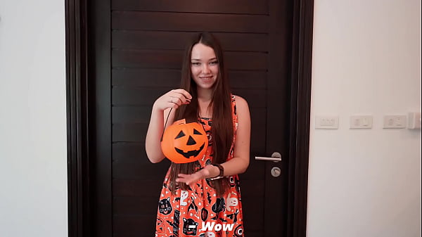 Nonton Fucked A Sexy Halloween Guest thumbnail