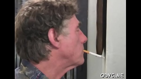 Stunning young_brunettedarlingMila blowing like a pornstar