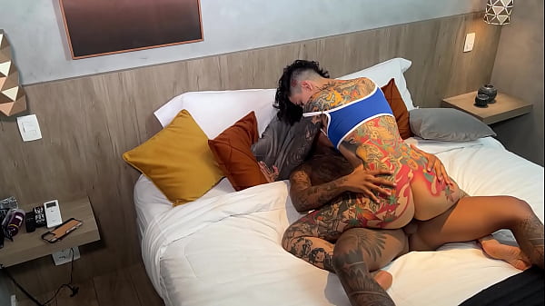 Minha Amiga Gulosa Bebeu Meu Leite E Do Meu Namorado thumbnail