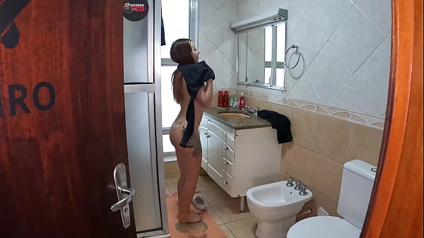 Nonton Um Banho Especial E Caseiro Muito Sensual thumbnail