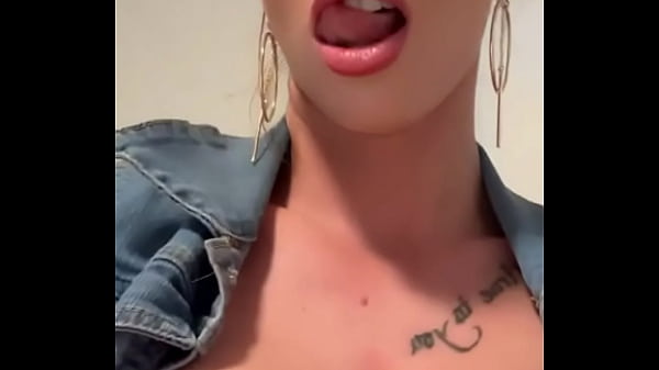 See a titty send a titty 