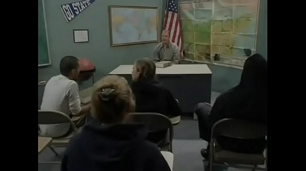 Nonton Hottie Gives Sexy Facesitting thumbnail