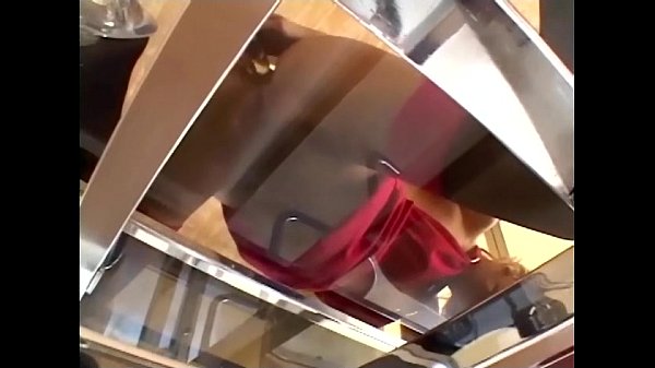 Play MP4 - Skinny blonde with braces masturbates in stockings