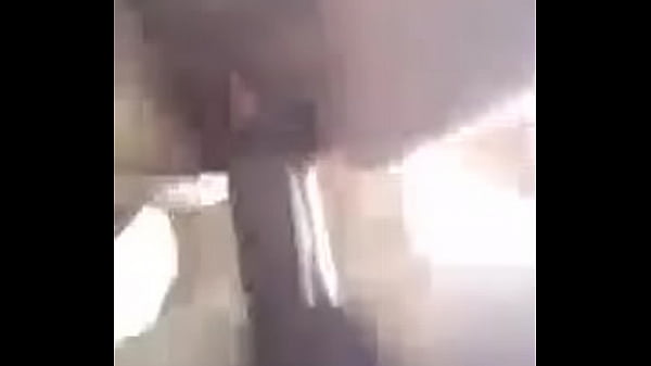 Em p&eacute; metendo na amiga