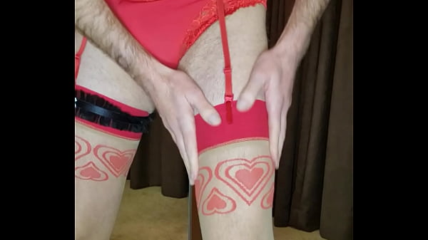 Play MP4 - Crossdresser Lynn getting ready in her Valentines lingerie