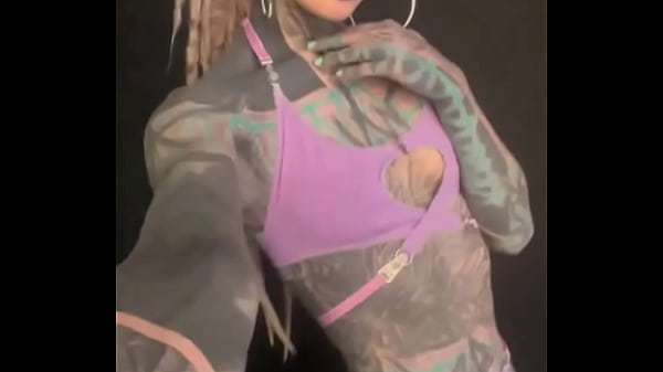 In lethe intimates backstage from my photoshoot with marastarphotography you like this look #tattooart #feettattos #in 