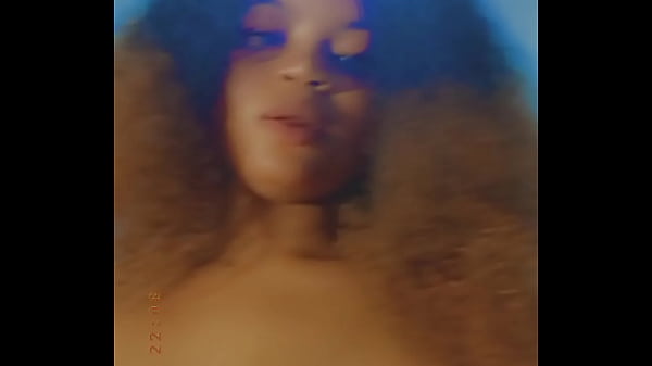 Nonton Tall Lizzy Having Fun thumbnail