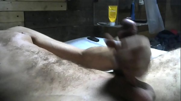 rasierten schwanz massiert 