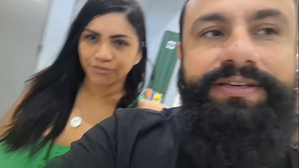 Nonton Mijando Na Rua: Casal Apronta Em S&atilde;o Paulo thumbnail