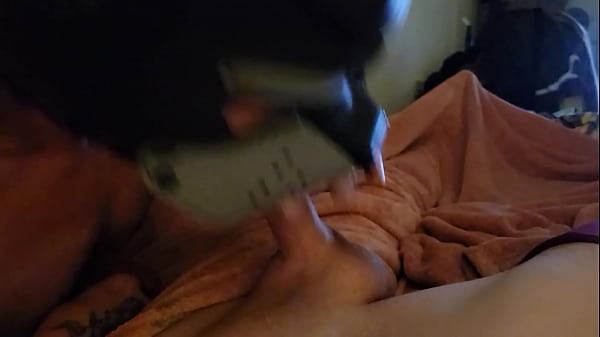 Play MP4 - Pup Mike sucks his hubbys bone PPnP