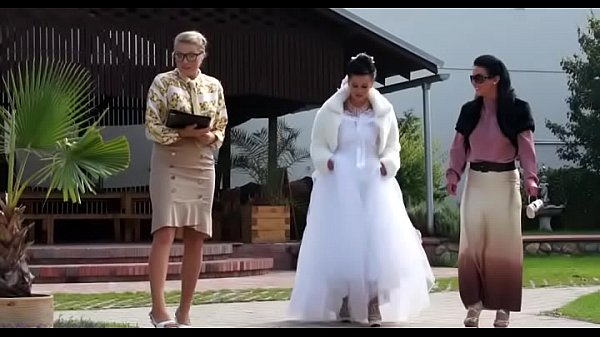 Back_yard lezzie foodporn