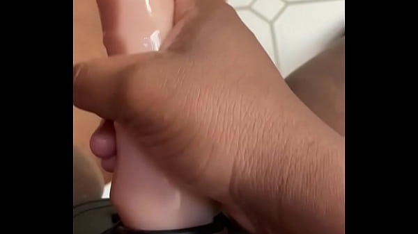 Nonton Strap On thumbnail