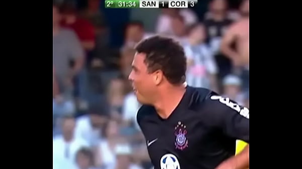 Ronaldo gord&atilde_o o Santos na final do paulista de 2009