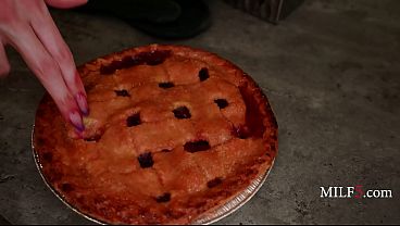 A creampie to eat this apple pie its okay fair step son