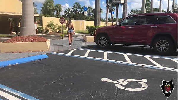 Wet pussy for a job brunette rose isstar deep dicked by rome major 