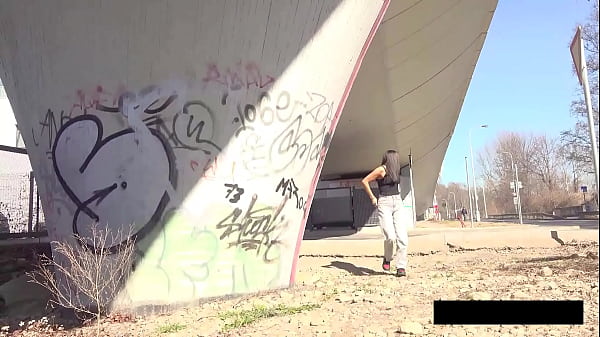 Pillar pissing