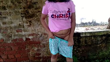 Nonton Stranger Fuck My Stepmom In Jungle Ruined House In Public Place thumbnail