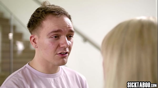 Sexy teen Lilly Bell enjoyed_rough goodby sex with herperverted boyfriend