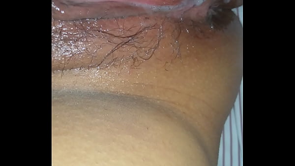 Con la leche adentro se viene junto conmigo bien rico