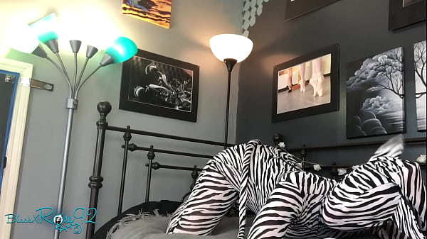 Zentai Selfies Behind The Scenes Zentai Fetish Clothing Spandex Encasement Costume thumbnail