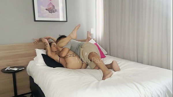 Anão bem dotadofode minha buceta apertadinha até me dar