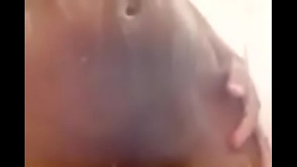 Play MP4 - novinha no banho