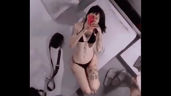 Gravando e editando coisinhas pra colocar nas plataformas 