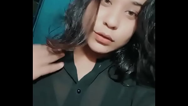 My Gf Showing her boobs