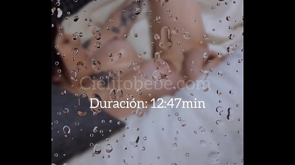 Me aceito toda en la ba&ntilde;era y doy sentones hasta acabar adelanto 