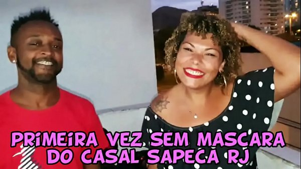 Casal_Sapeca Rj decide_retirar_a mascara no meio da gravação_e entra_na putaria na resenha Ksal Hot_Bob Jhonson Leo_Ogro Lua_Doidera