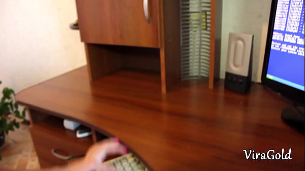 Nonton Sex After Computer Repair thumbnail