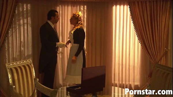 Play MP4 - Lauren Phoenix Gets Naked And Fucked Hardcore