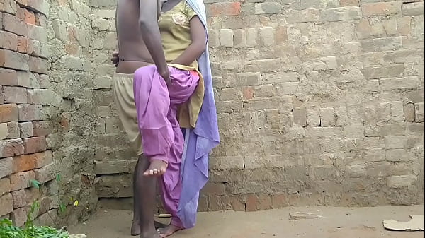 Kam Kr Rahi Bhauji Ki Jankar Chudai Desi Indian Sex Videos thumbnail