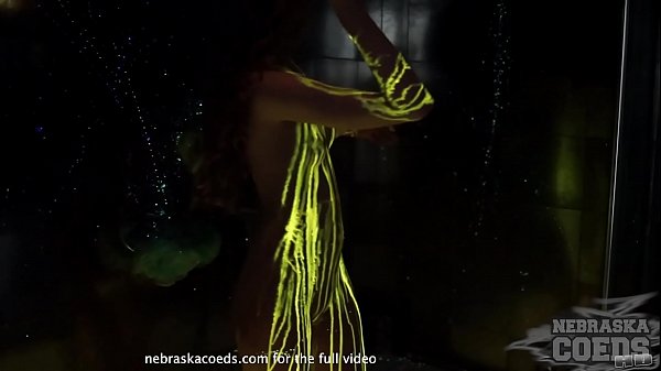 glowstick experiment_with Areana fox behindthe scenes