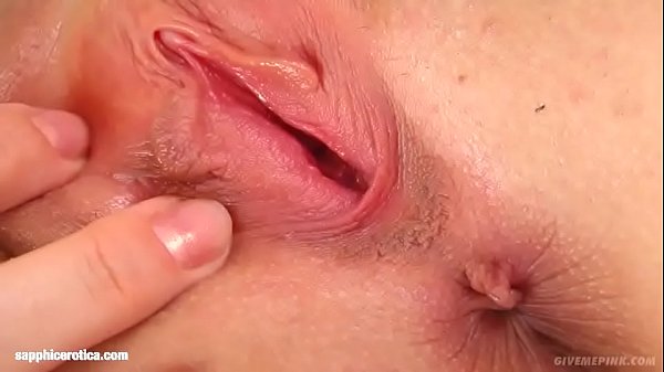 Play MP4 - Solo girl Anne masturbating at SapphiX