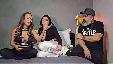 Puta que me pariu!!!!! Levei atriz famosa no dogging e a safada fez um anal deliciosos com todo mundo olhando. 