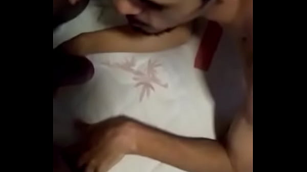 Nonton Chupando O Piroc&atilde;o Do Colega Do Xvideos thumbnail