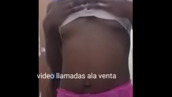 MORENITA CON GANAS DE COGER