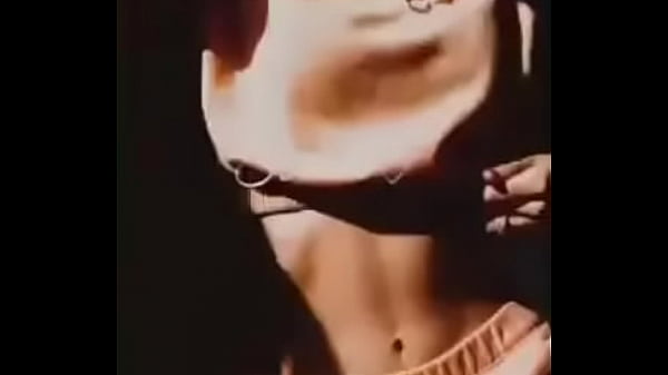 Nonton Beautiful Girl Ducks thumbnail