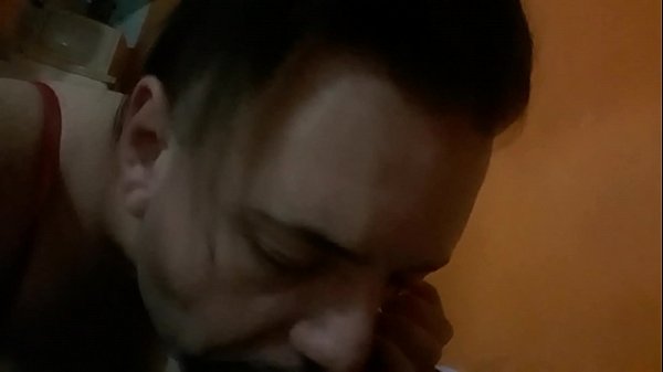 Play MP4 - Chupando gostoso o amigo aqui do x v&iacute;deos