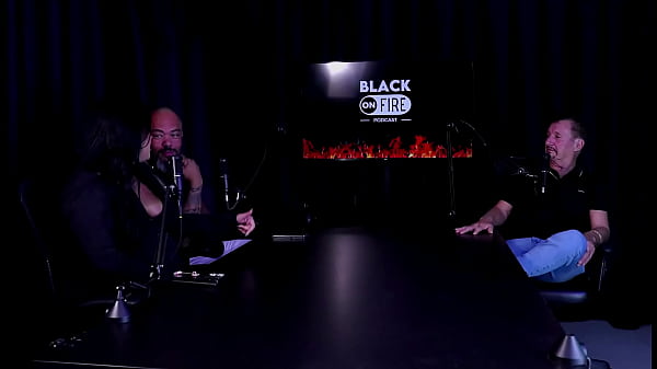 Rem&eacute;dios para homens, faz amizades onde chega, n&atilde;o daria o cu, e deu dicas para os casais - Carlos Urach (WATCH ON: SHEER/RED) 