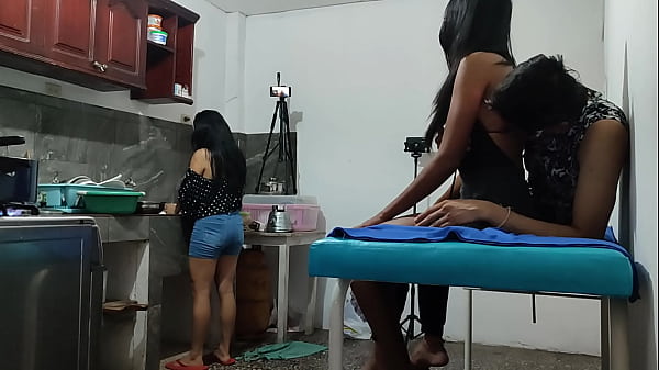 A womanvisits_her friend and then a neighbor arrives to have aromanceat the_house They toucheach other and_want to_fuck