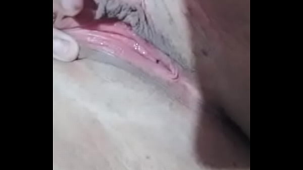 Play MP4 - Siririca at&eacute; gozar