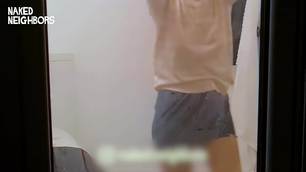 Play MP4 - Caught spying on my neighbor through window in the bathroom and the bedroom &num;0007