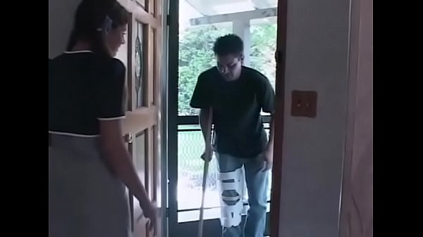 Play MP4 - Little - teen- Accidentally blowjob hard